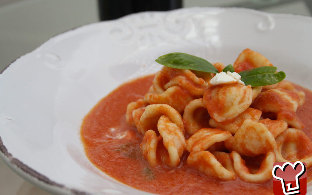 Come si prepara il sugo alla ricotta forte