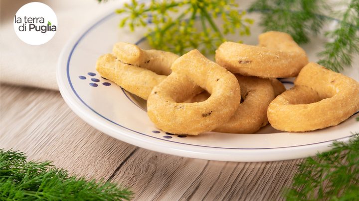 Taralli del Salento uva sultanina e cipolla, perchè provarli