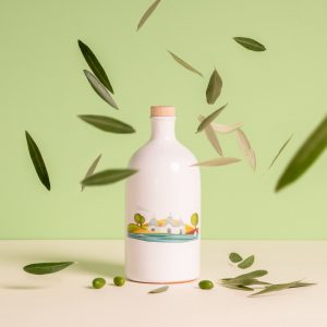 orcio in terracotta con olio evo - La Terra di Puglia