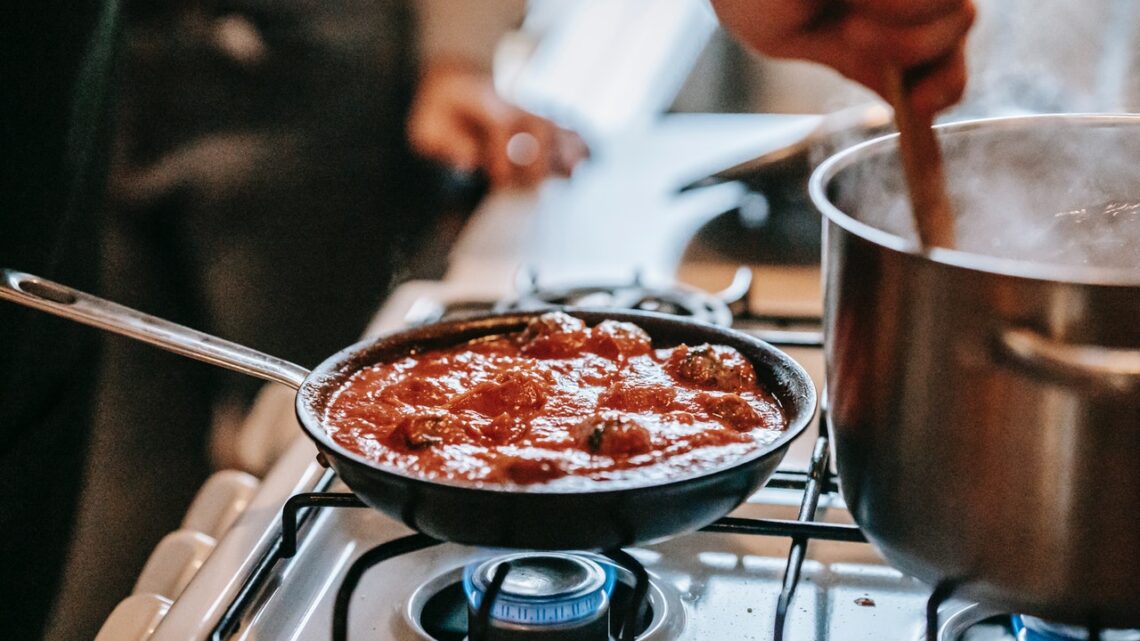 Come fare la passata di pomodoro in casa Come fare la passata di pomodoro in casa